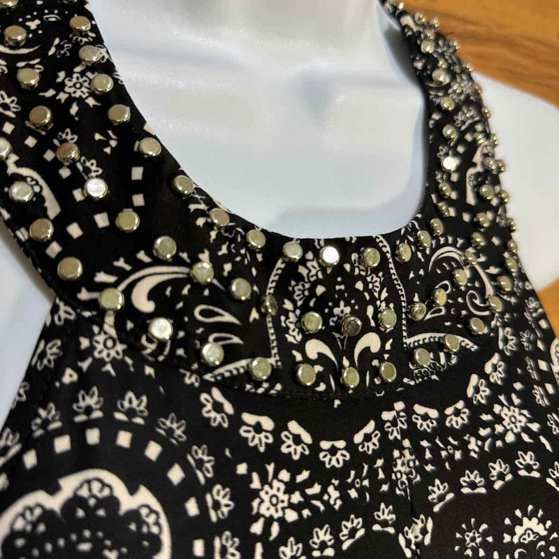 INC Black White Size M Sleeveless Top