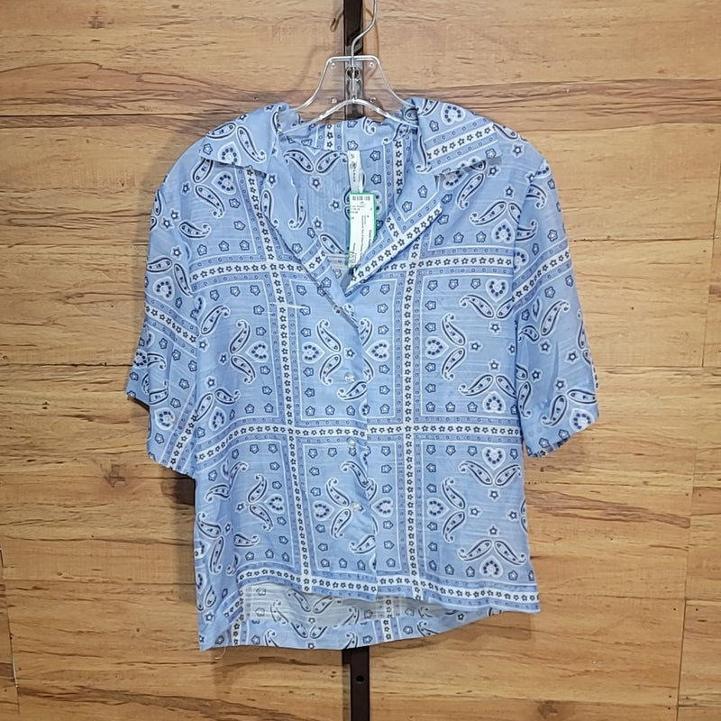 Avantlook Size S Blue Paisley Button Down Blouse NWT