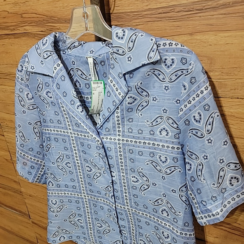 Avantlook Size M Blue Paisley Button Down Blouse NWT